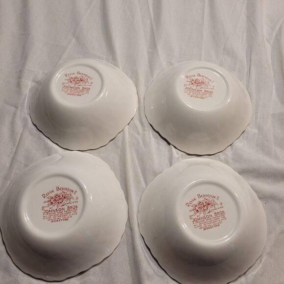 Johnson bros Rose Bouquet Pink Rose China square Cereal/soup Bowls 6.5” Set Of 4 - Picture 5 of 6